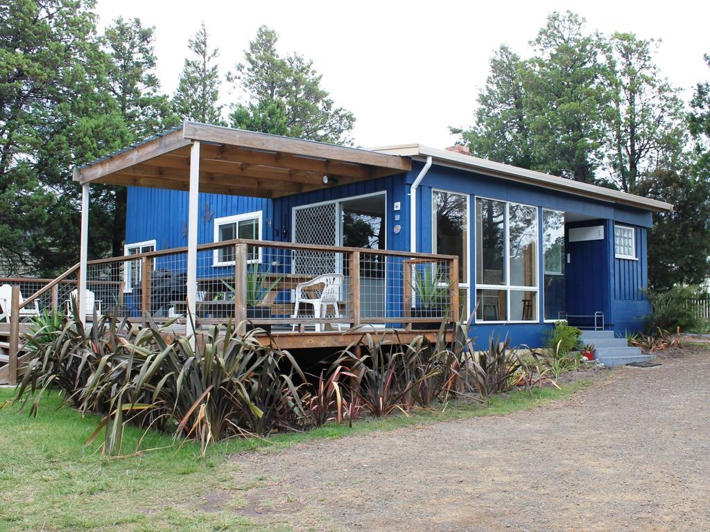 The Blue Shack Villa Coles Bay Room photo